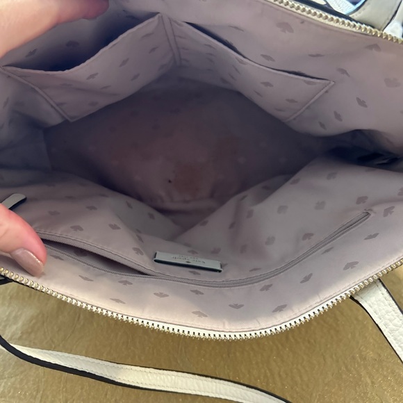 White Kate Spade tote 10 x 16 - Picture 4 of 4